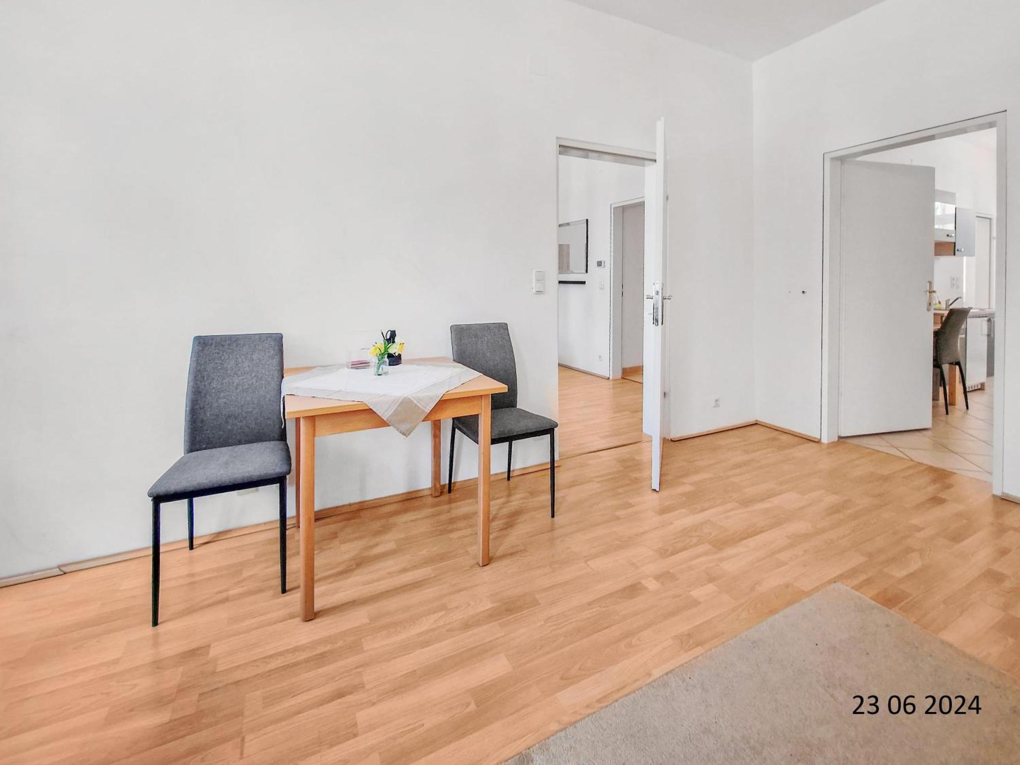Elegant Three-Bedroom Suite Wien Exterior foto
