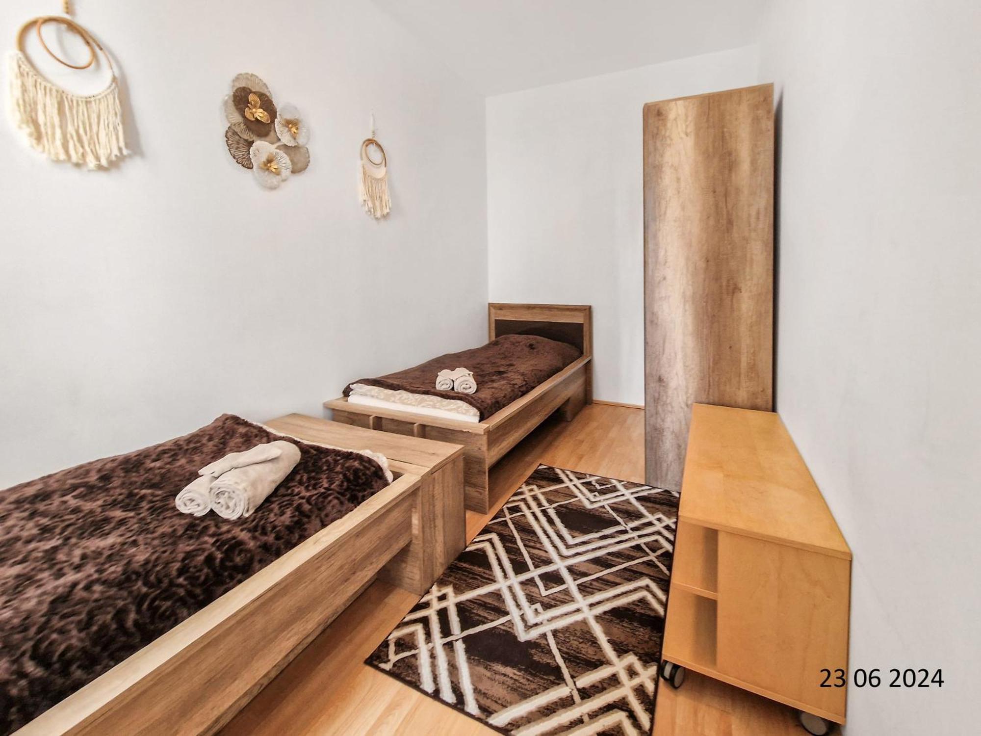 Elegant Three-Bedroom Suite Wien Exterior foto