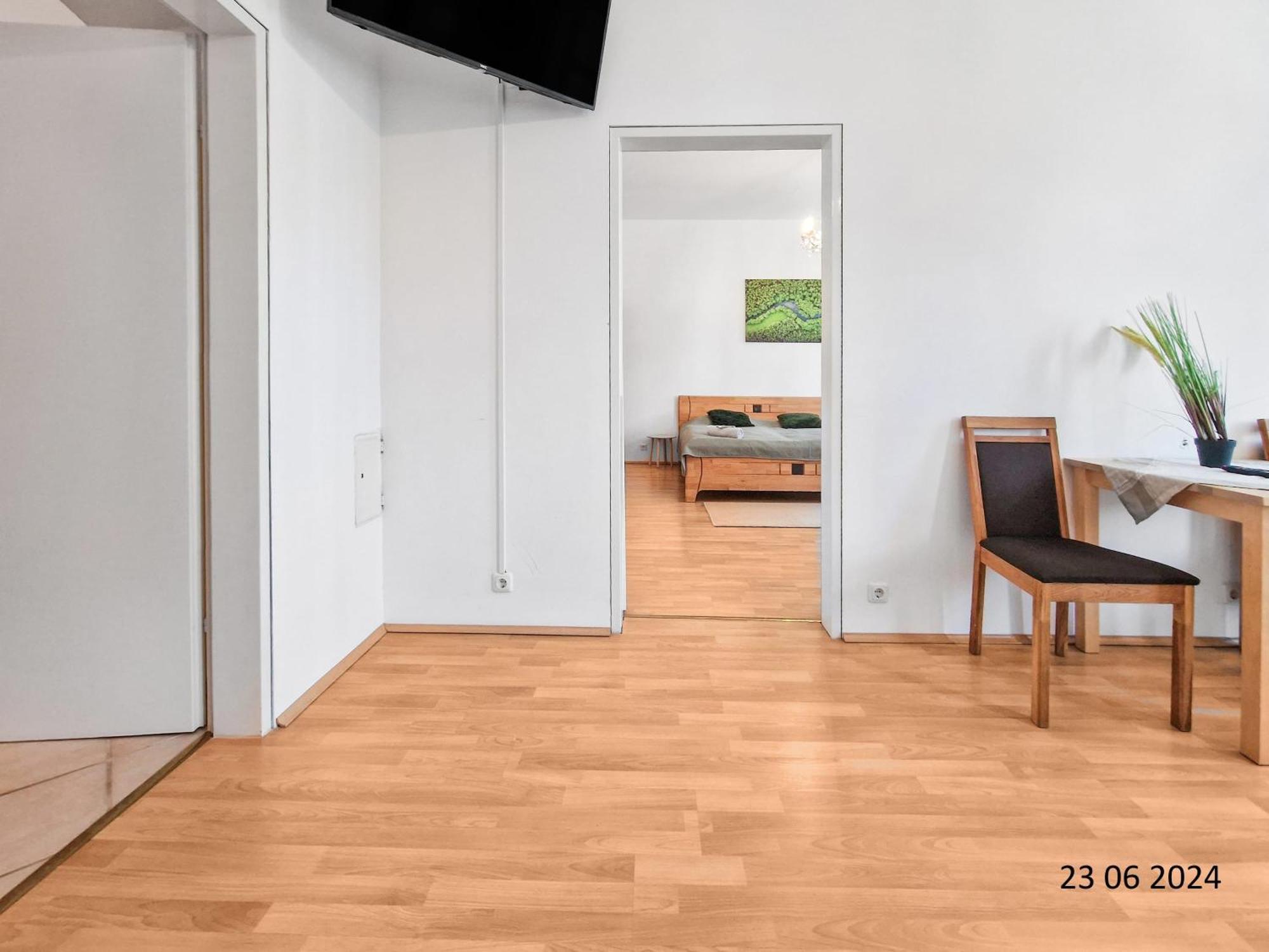 Elegant Three-Bedroom Suite Wien Exterior foto
