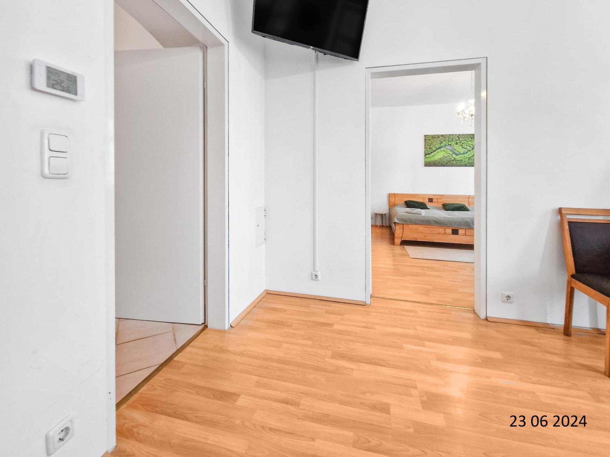 Elegant Three-Bedroom Suite Wien Exterior foto