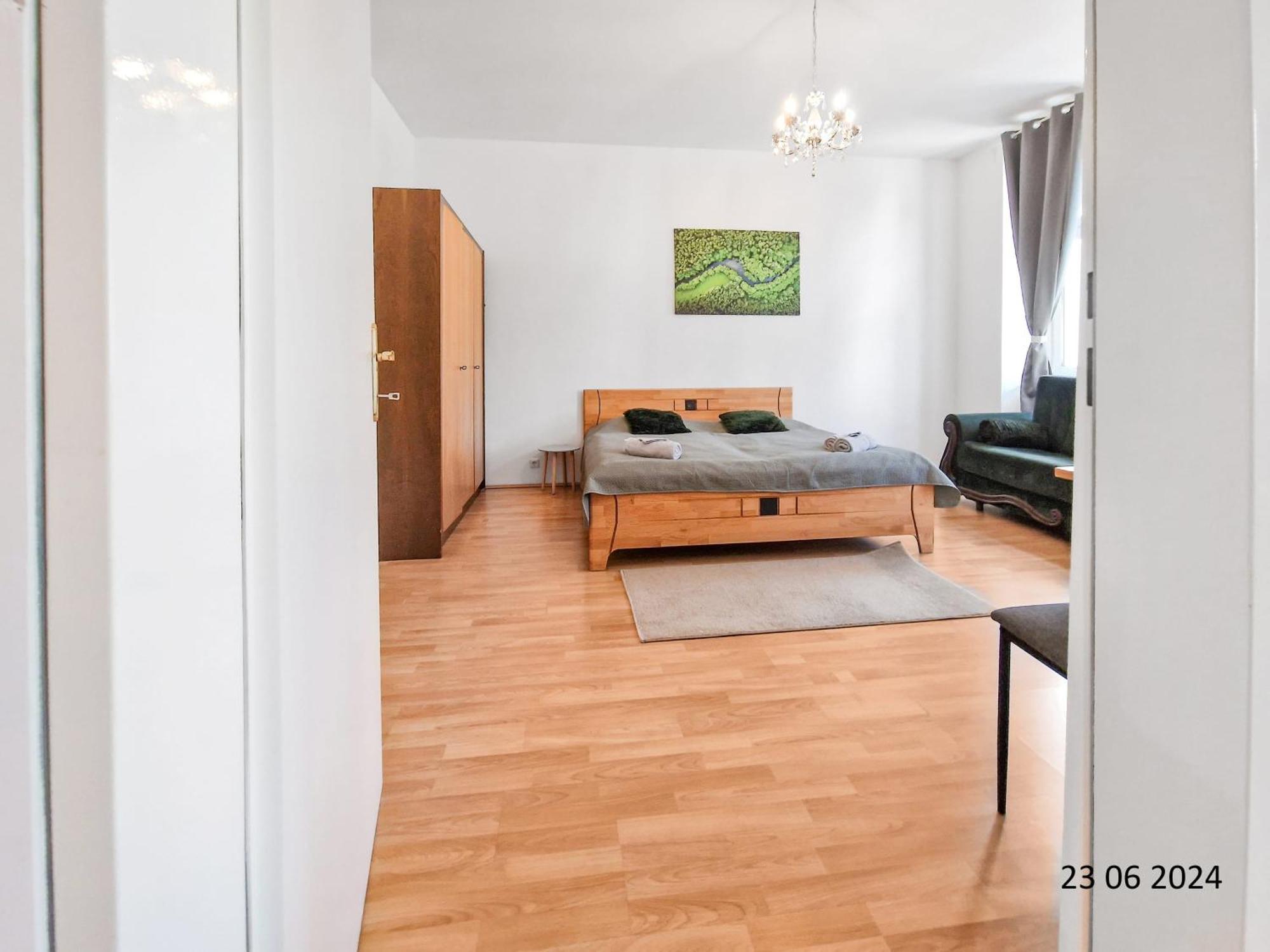 Elegant Three-Bedroom Suite Wien Exterior foto